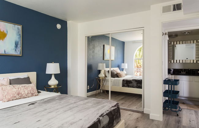 Luxurious 2BD & Den Hollywood Apartment - Foto 8