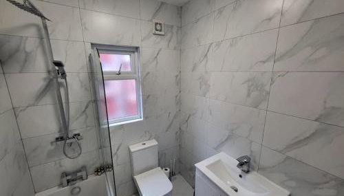 4 Bedroom house, 8 min to city! - Foto 5