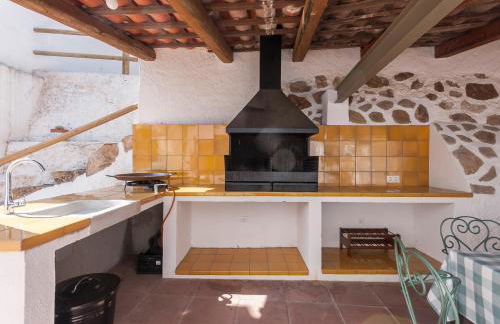 Let's Holidays 7 Xemeneies house - Foto 20