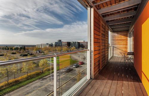 ShortstayMK Vizion apartments, with free superfast wi-fi, parking - Foto 98