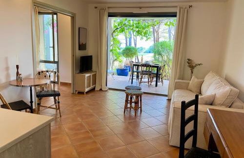 Gîte Confortable Vue Exceptionnelle - Golf de Saumane - Foto 15