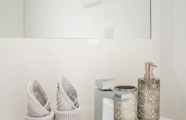 Luxury Townhouse in Downtown Toronto - Photo 55