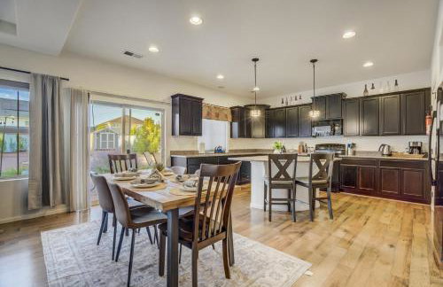 Spacious Family Getaway Near Downtown - Foto 2