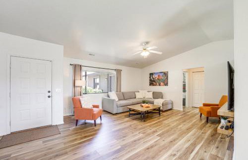 3 Mi to Old Town Cottonwood Sunny Home with BBQ - Foto 5