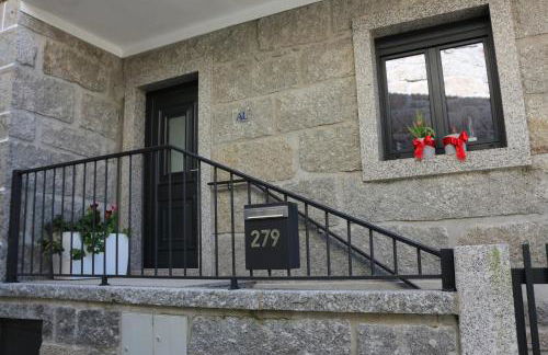 Vila de Campos - Gerês - Foto 17