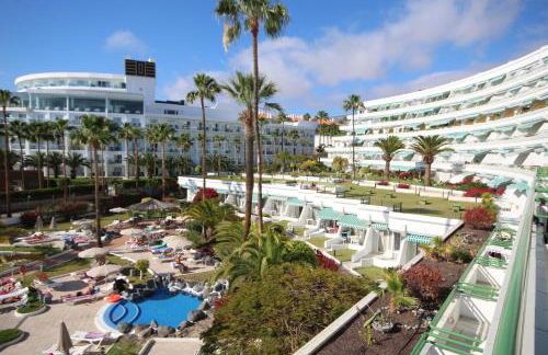 Luxury Apartments in first beach line with pool - Foto 16