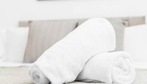 Four Bed House - Garden - Parking - Speed Wi-Fi 75CMR - Foto 3, towels