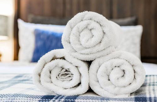 Charming 1-Bedroom Home near Downtown Culver - Photo 16