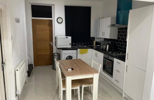 Potters Lodge, Oldham, Manchester by Edl Ventures Ltd - Foto 27