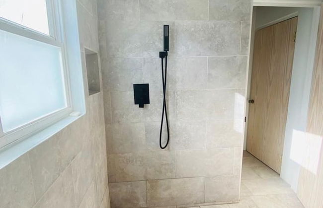 Modern 3bed House in the Heart of Swetes Village - Foto 11