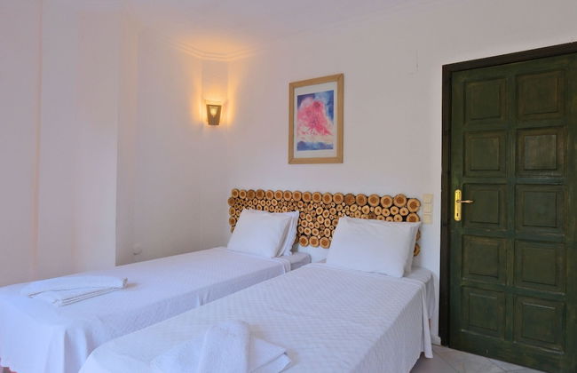 Club Mel Holiday Resort - Photo 26