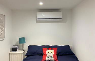 Lindas LODGE Free PARKING air con plus provisions included - Foto 19