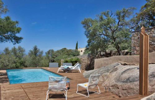 Villa bodri, maison en pierre avec vue mer et piscine chauffée - Foto 31