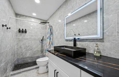 Bright and Cozy Studio in Prime West University Location - Foto 9