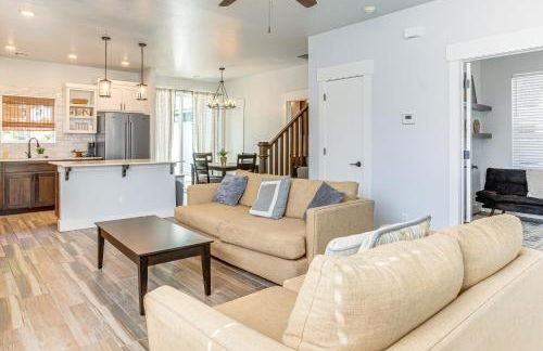 Stylish OKC Farmhouse with Garden - Close to OU - Foto 5