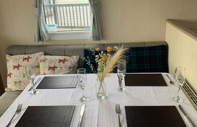 Seaside Retreat - Golspie Cabin - Photo 9