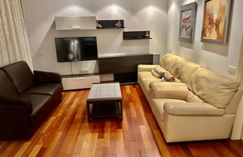 Espectacular piso cerca de la playa - Photo 2