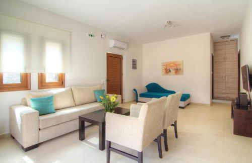 Real Dream Villas, Cretan Gems with SeaViews, By ThinkVilla - Photo 21