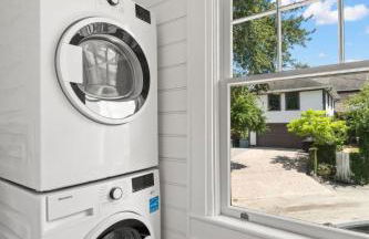 NEW! The Adaline Room #9 - Updated Hyde Park Penthouse, Steps to Bayshore - Foto 45