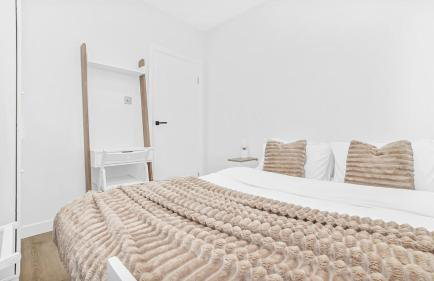 Stylish 2-Bed flat in E17 - Foto 5