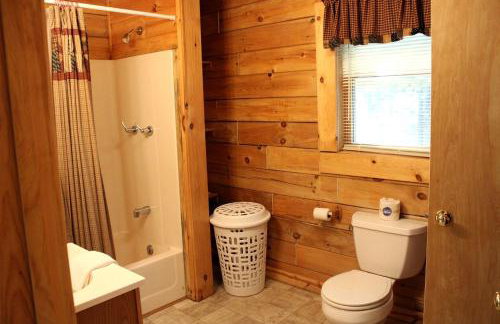 Idyllic Cabin Rental Nestled in the Forest near Summersville, West Virginia - Foto 12