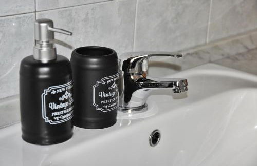 Casalú - Appartamento con Giardino Privato e Parcheggio Gratuito vicino Metro B - Foto 20