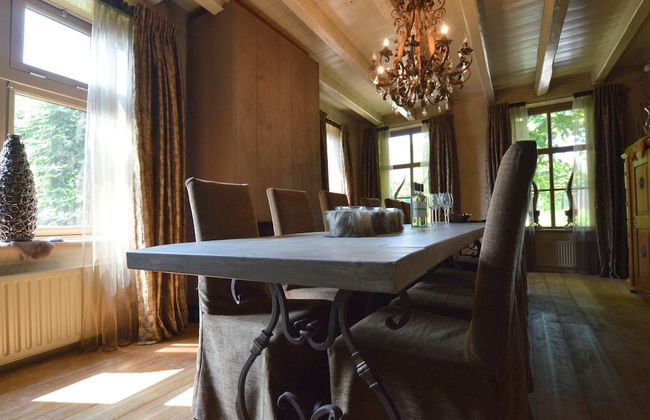 Grand Holiday Home in Alphen with Sauna & Hot Tub - Foto 32