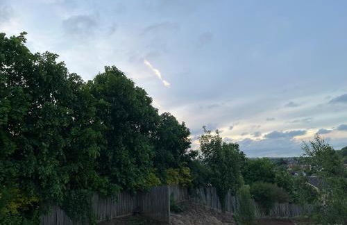 Quiet studio flat near University & QMC, King size bed - Foto 9