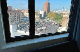 Peaceful Quiet Spacious New Modern Penthouse 3-Bedroom Apartment with a Balcony - Foto 10