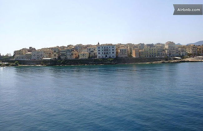 Cute Yellow Handmade House With Garden - Foto 33