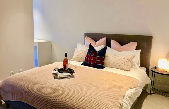 Deluxe and Brand New Lakeside Apartment - Foto 5