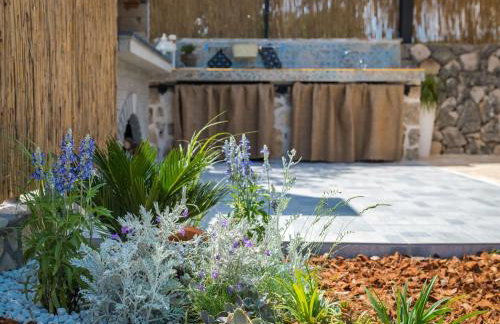 Holiday Home Rider - Two Bedroom Holiday Home with Outdoor Pool - Photo 15