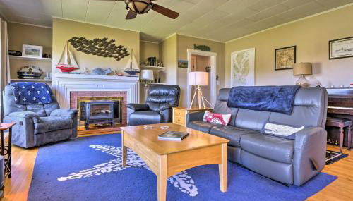 Nautical Lubec Cottage with Fire Pit and Grill! - Foto 4