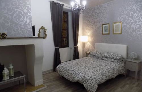 L'ancienne Forge - a stylish medieval holiday home - Foto 39