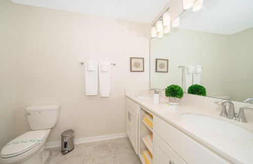 3111-302HM STOREY LAKE, CONDO 2/2 LAKE VIEW - Foto 7