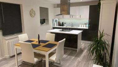 Modern, spacious and comfortable 2 bed apartment in Southampton - Foto 1