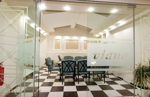 Hotel Viana - Photo 12