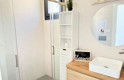 Preciosa villa con piscina privada y vistas al mar - Foto 23