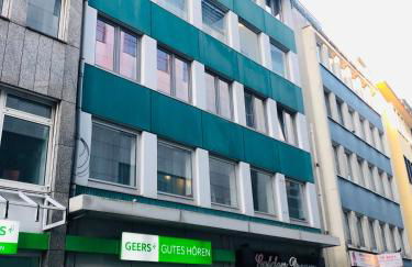 City Center Comfort - Cozy, Fully Equipped 3-Room Apartment Near Main Station - Foto 21