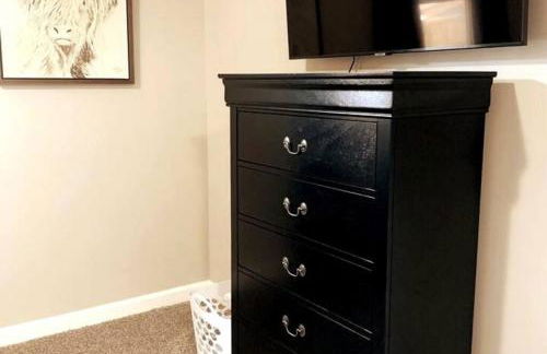 3311 Evanston Large Renovated 4 BDR Close to DTWN Laundry - Foto 13