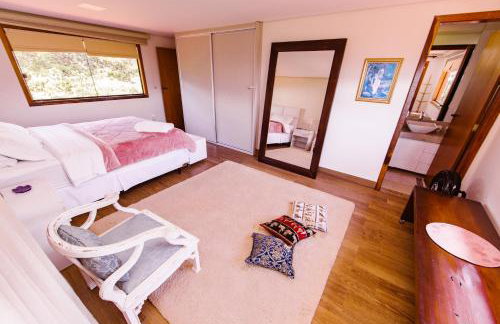 Casa Rosa - Paraíso na Natureza piscina natural, Wi-Fi - 25 minutos do centro - Foto 44