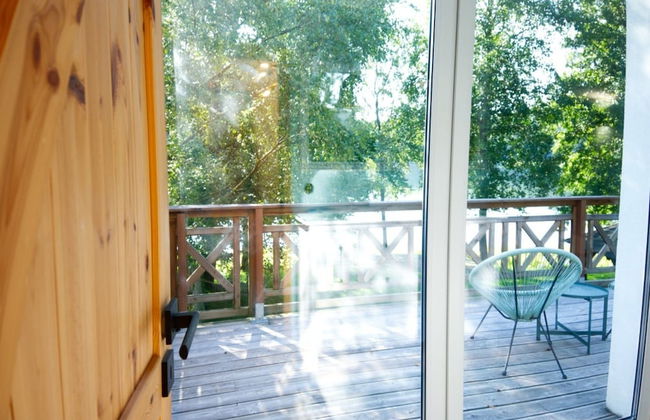 Holiday Home Right on the Lake, Sauna, Jacuzzi - Foto 30