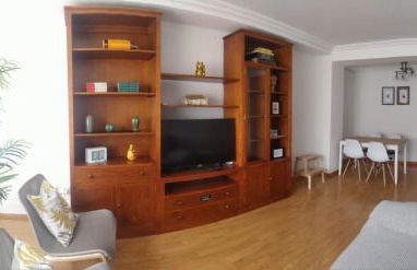 Apartamento grande, 2 dormitorios, garaje gratis - Foto 13