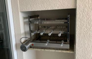 Apartamento Alto Padrão / prédio com piscina e quadra. - Foto 6