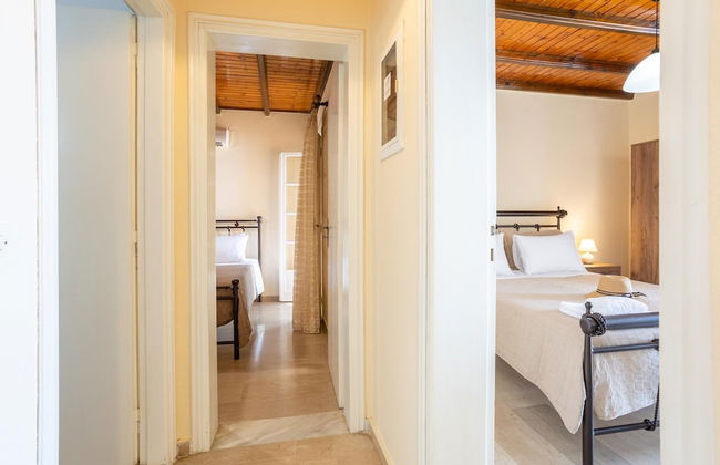 Villa Elia Large Private Pool Walk to Beach Sea Views A C Wifi Car Not Required - 1978 - Foto 36