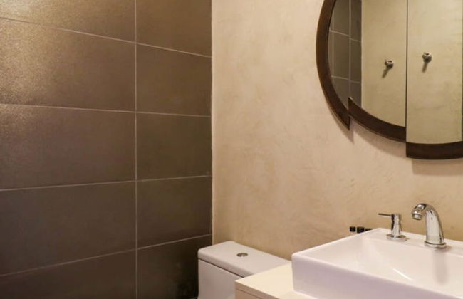 w Picturesque 2BR at Malecon - Photo 7