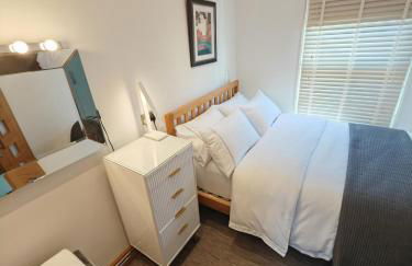 Cambridge city centre immaculate 2 bed apartment - Foto 19