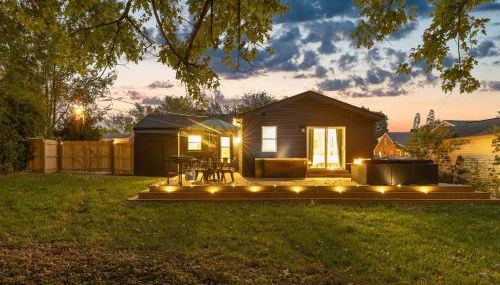 The Luxe Hot Tub10 Min Keenland12 Min Downtown - Foto 2