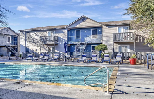 Lovely Midland Getaway With Fitness Center - Foto 25