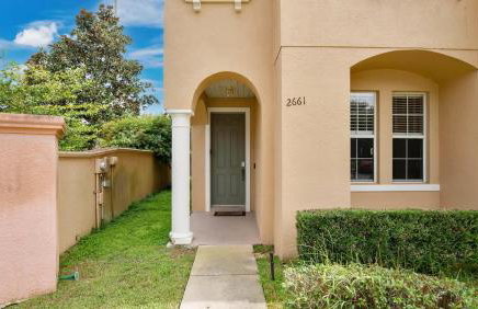 Quiet Corner Gem in Gated Crestwynd Bay - Foto 9